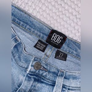 Urban Outfitters BDG Girlfriend High Rise Cropped Jeans Size 27
